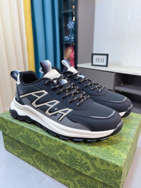 Gucci Black & Grey Sneakers