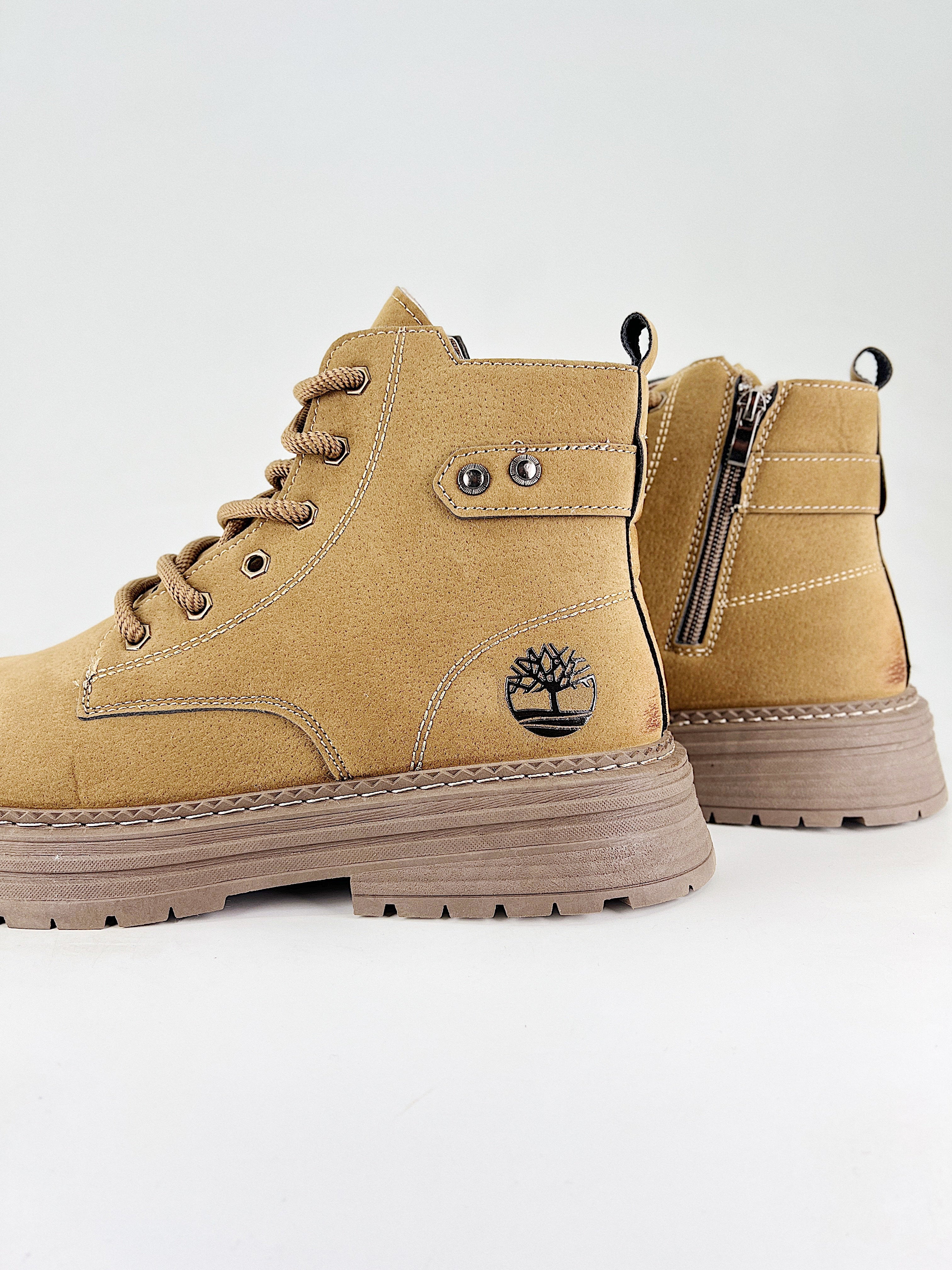 Miiow Martin Fleece Boots
