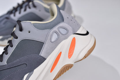 Adidas Magnet Flux 700