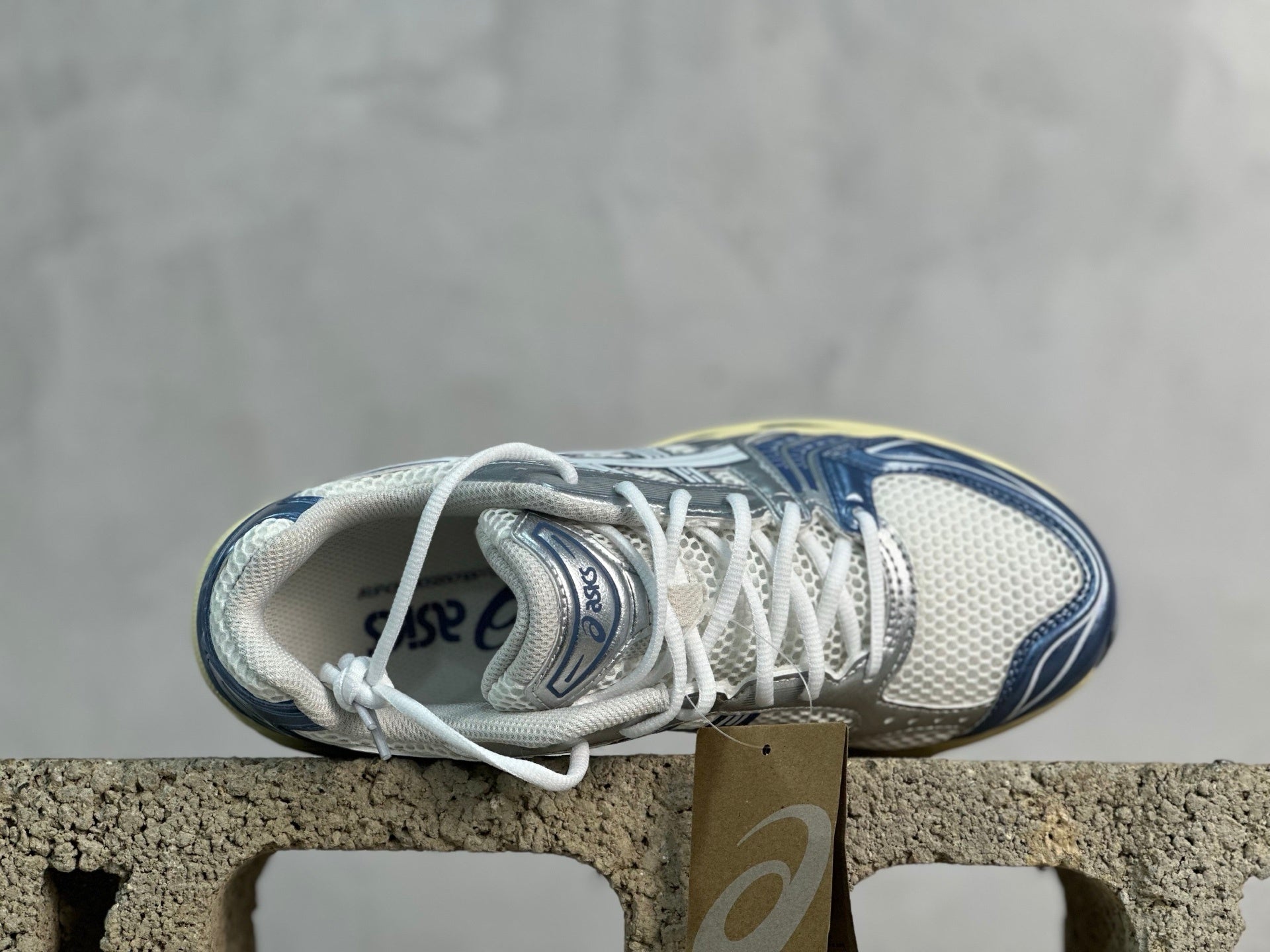 ASICS GEL-Kayano 14