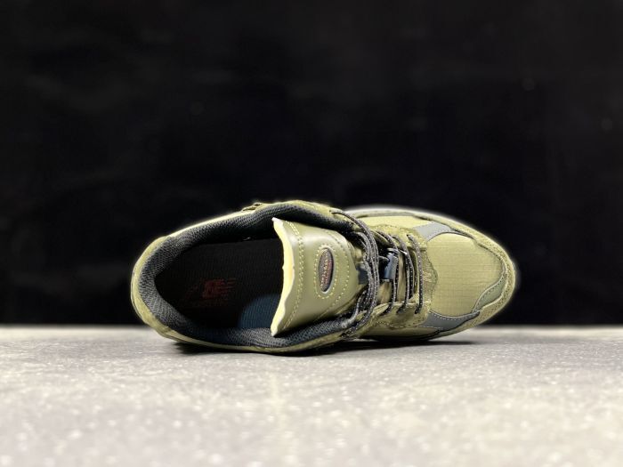 New Balance 2002