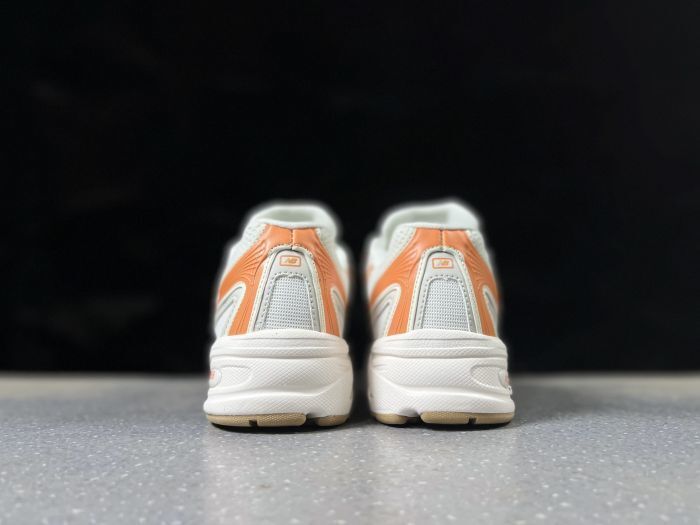 New Balance 740