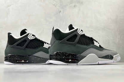 Nike Air Jordan 4 Retro