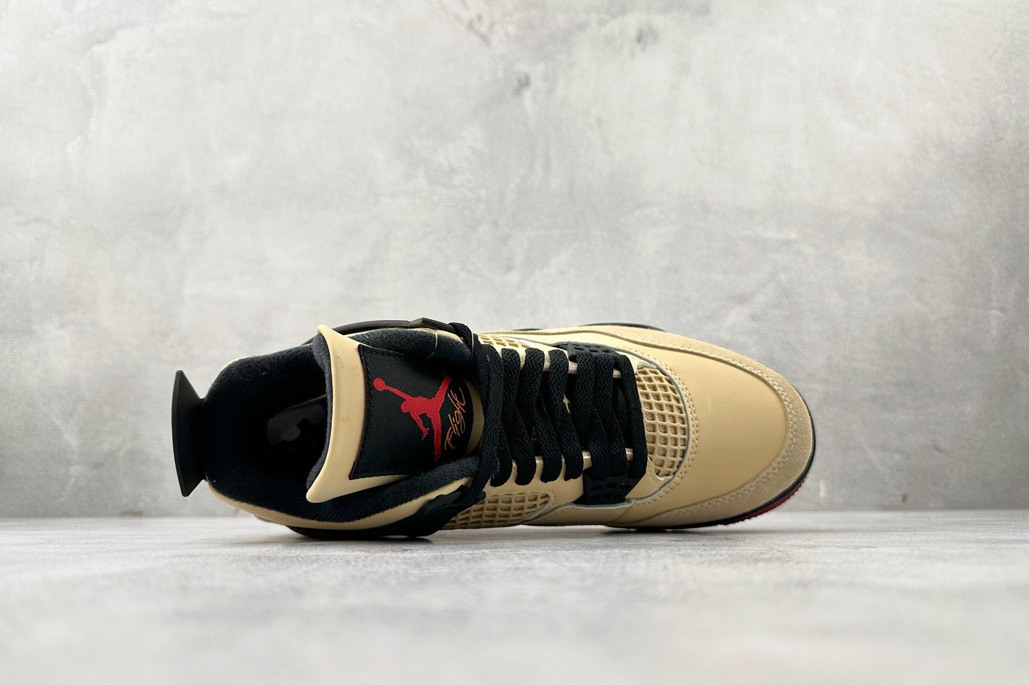 Nike Air Jordan 4 Retro