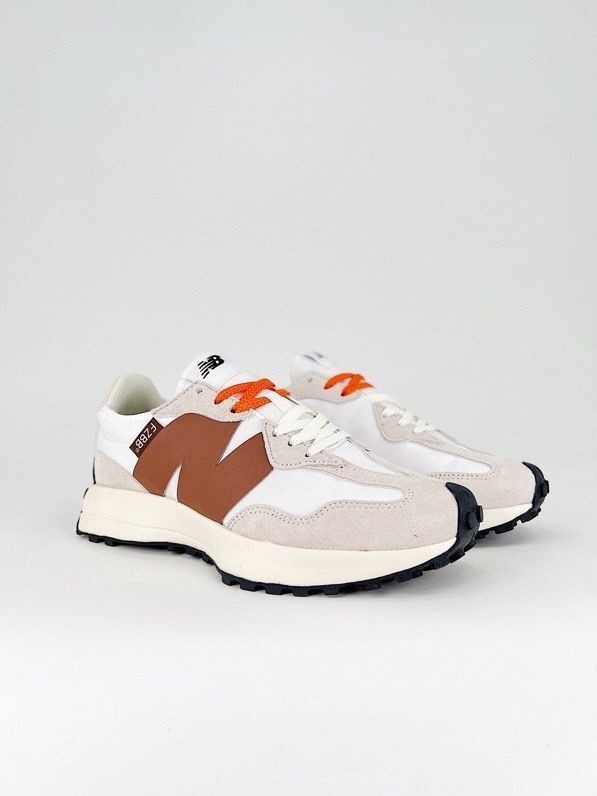 New Balance 327