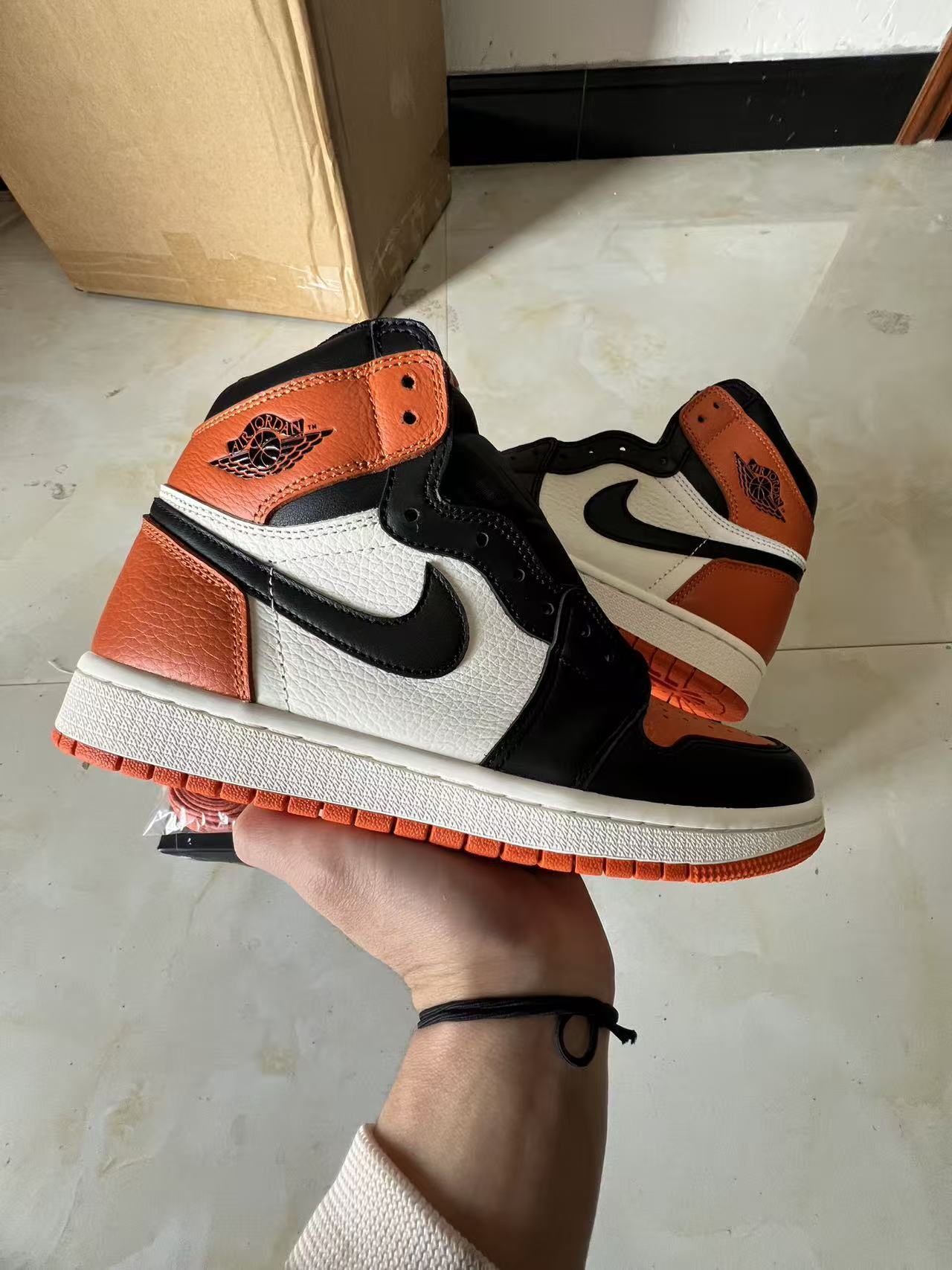Air Jordan 1