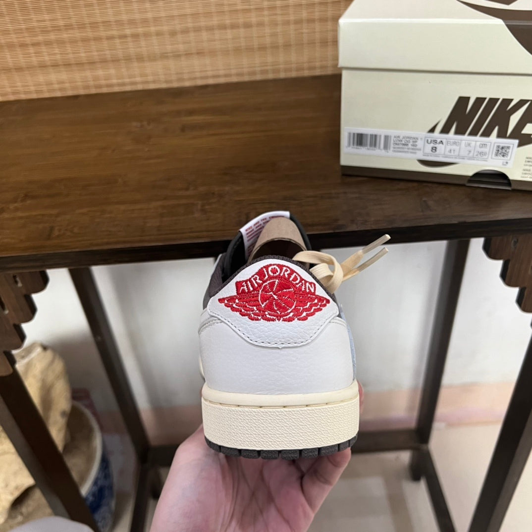 Air Jordan 1 Low OG Travis Scott Reverse Mocha