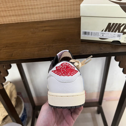 Air Jordan 1 Low OG Travis Scott Reverse Mocha