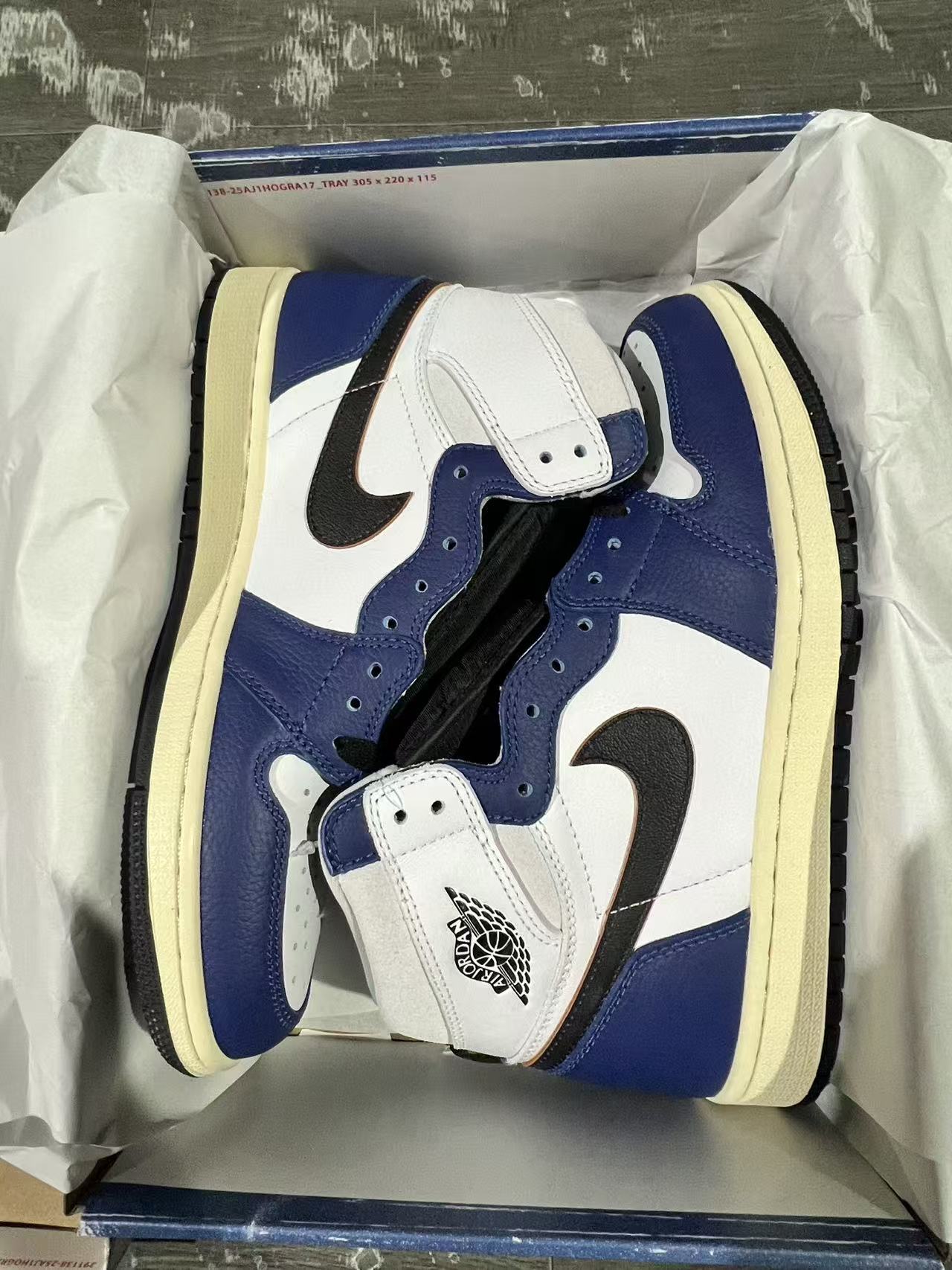 Air Jordan 1