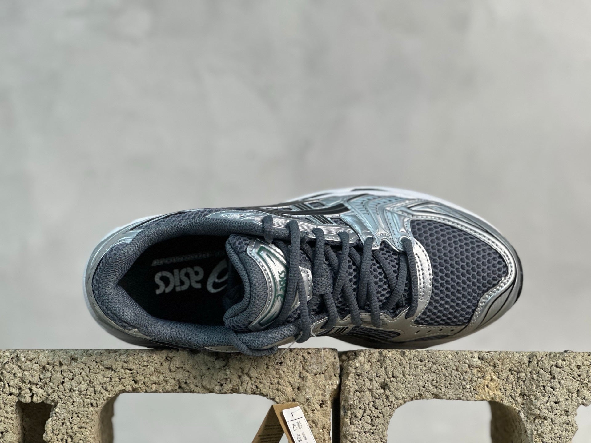 ASICS GEL-Kayano 14