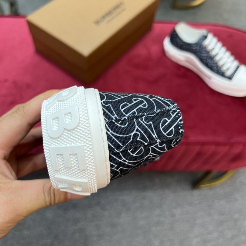 Burberry Jack TB Sneaker