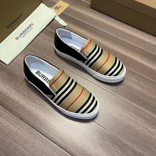 Burberry Icon Slip-On