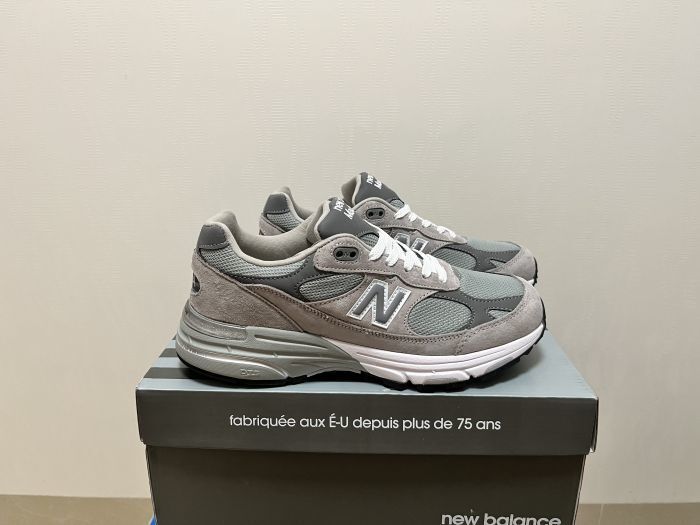 New Balance 993