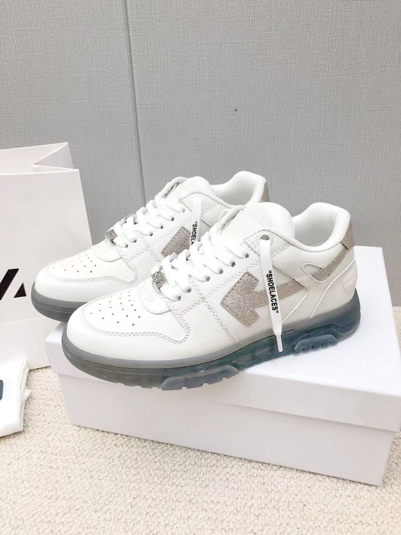 Off-White™ Out Of Office Diamond