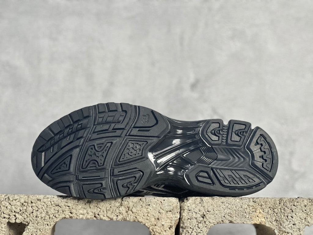 ASICS GEL-Kayano 14