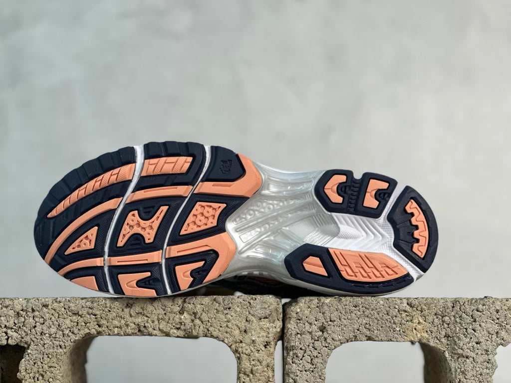 ASICS GEL-Kayano 14