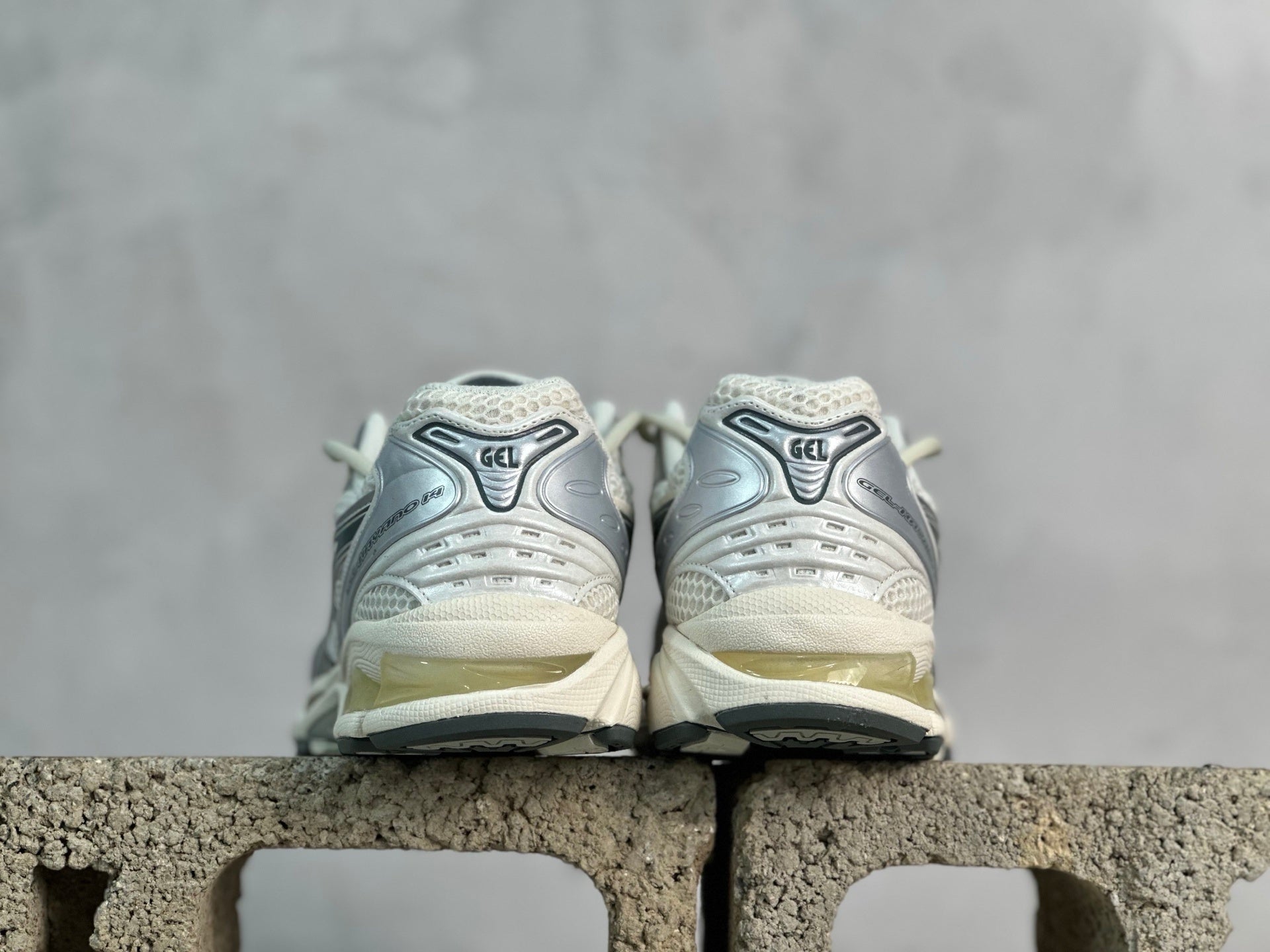 ASICS GEL-Kayano 14