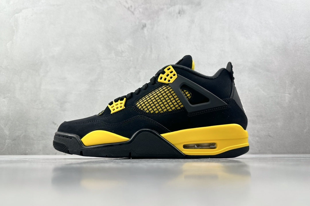Air Jordan 4 Retro