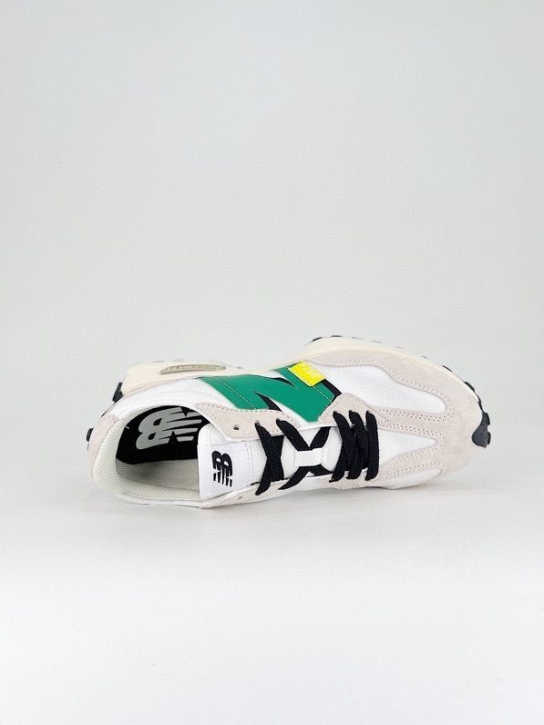 New Balance 327
