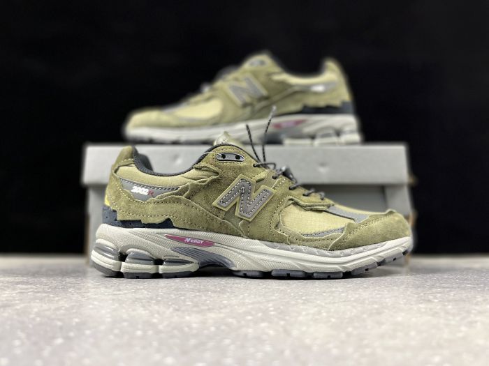 New Balance 2002