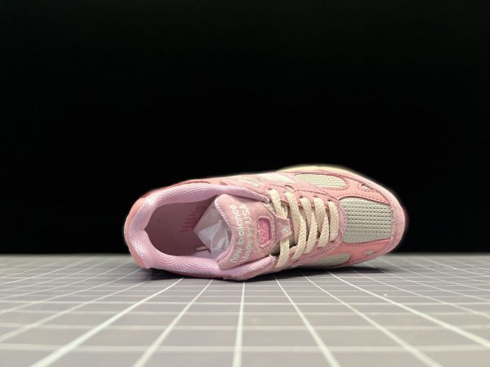 New Balance 993