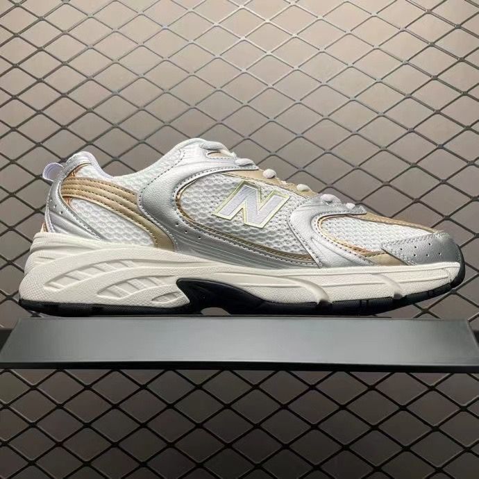 New Balance 530