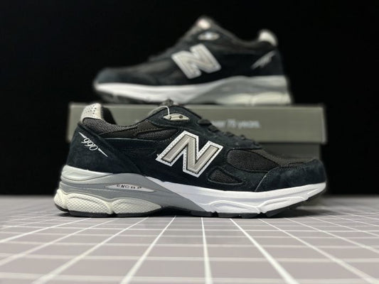 New Balance 990