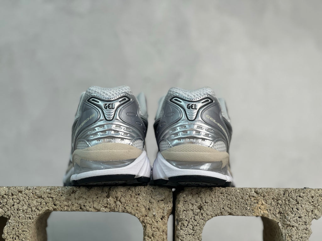 ASICS GEL-Kayano 14