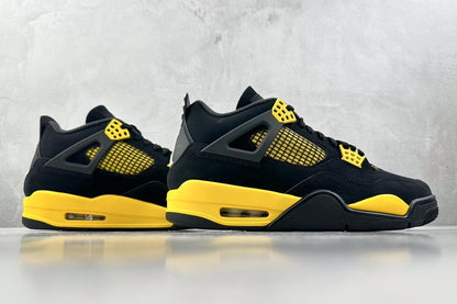 Air Jordan 4 Retro
