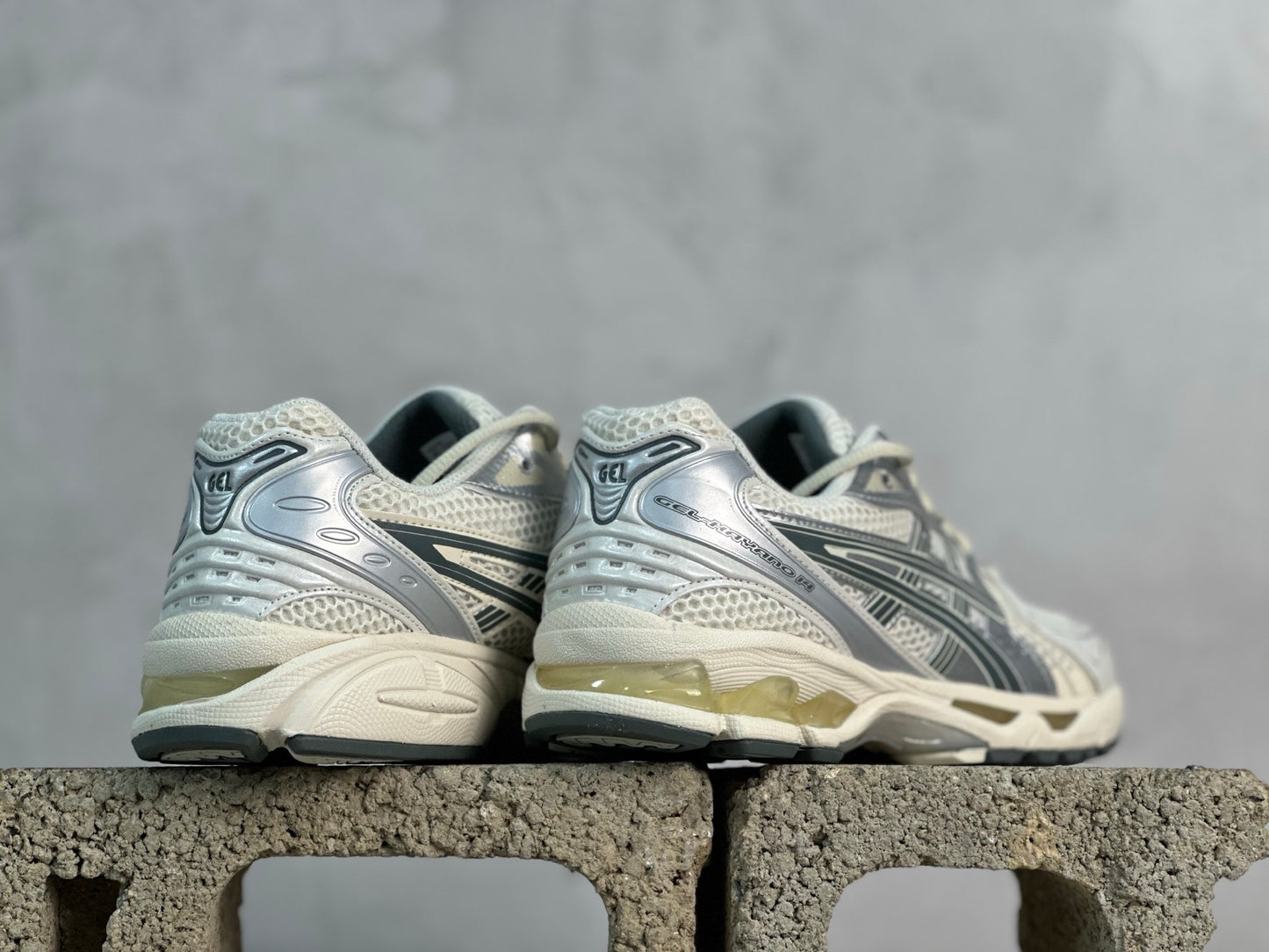 ASICS GEL-Kayano 14