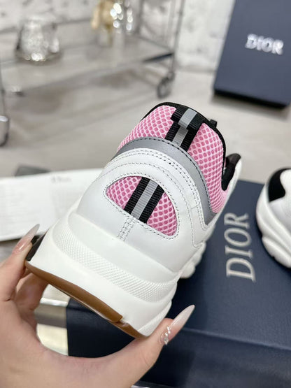 Dior B22