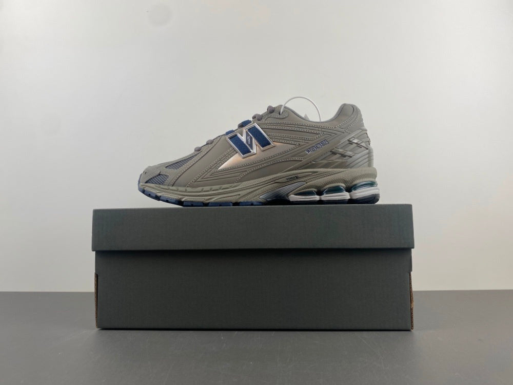 New Balance 1906A