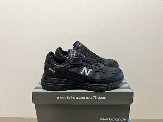 New Balance 993