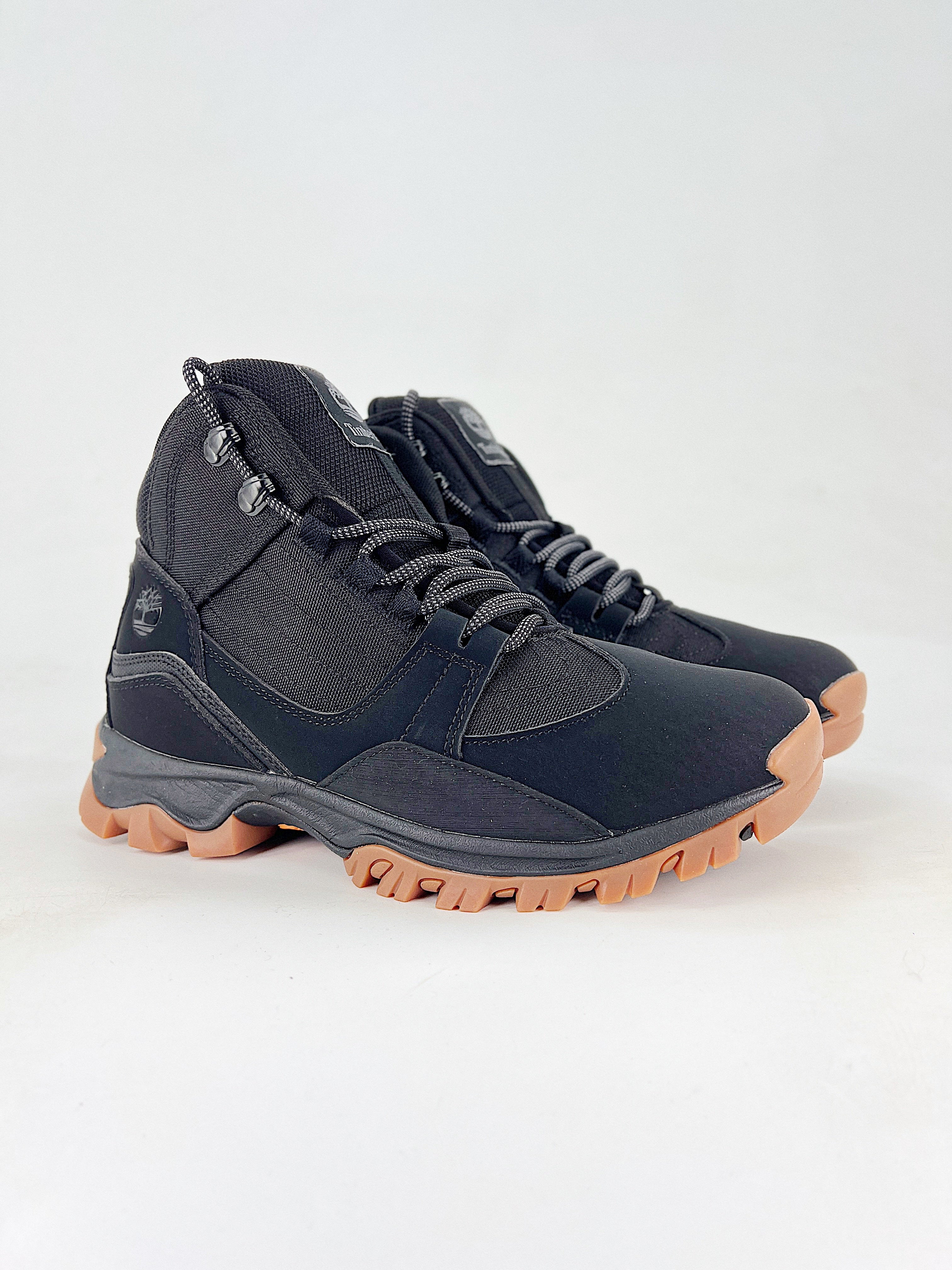 Timberland Mt. Maddsen Leather Boots