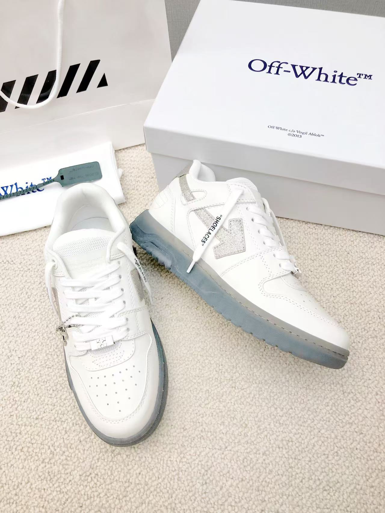 Off-White™ Out Of Office Diamond