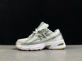 New Balance 740