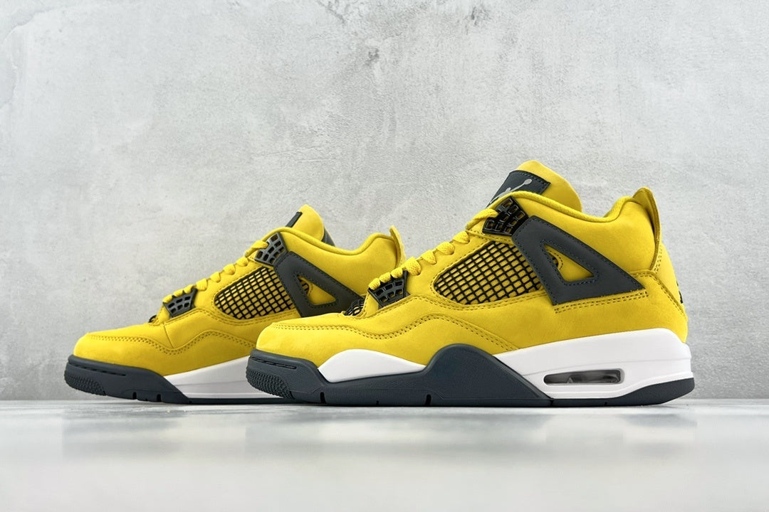 Nike Air Jordan 4 Retro