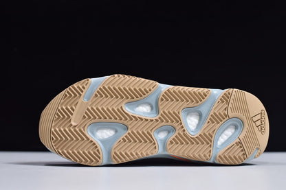 Adidas Carbon Wave 700