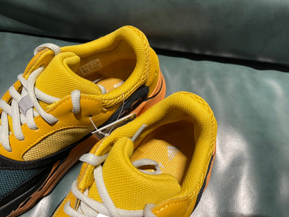 Adidas Solar Flare 700