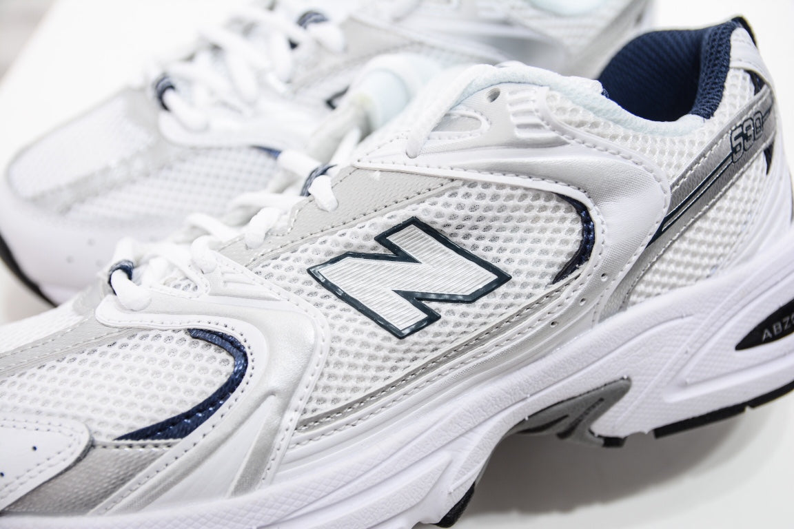 New Balance 530