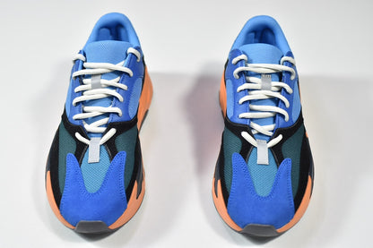 Adidas Bright Wave 700