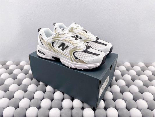 New Balance 530