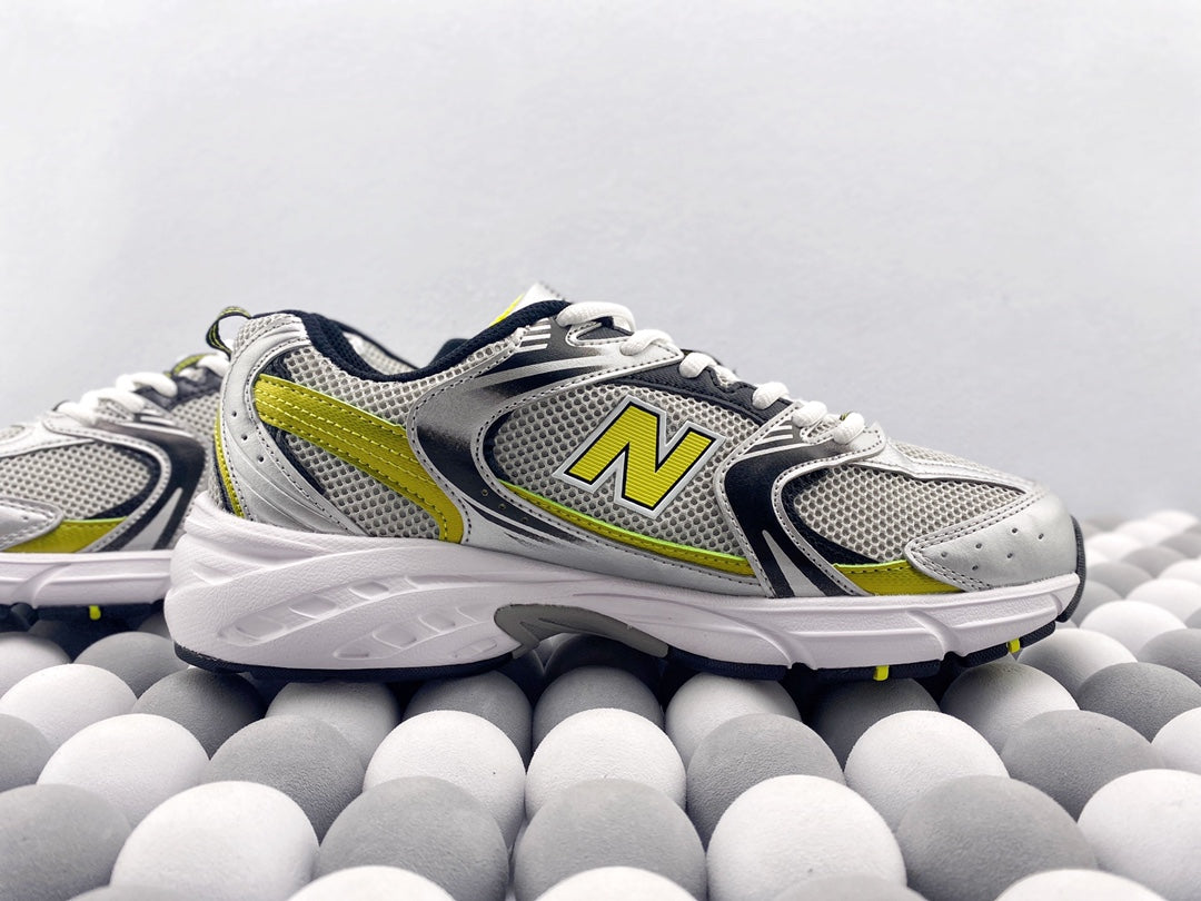 New Balance 530