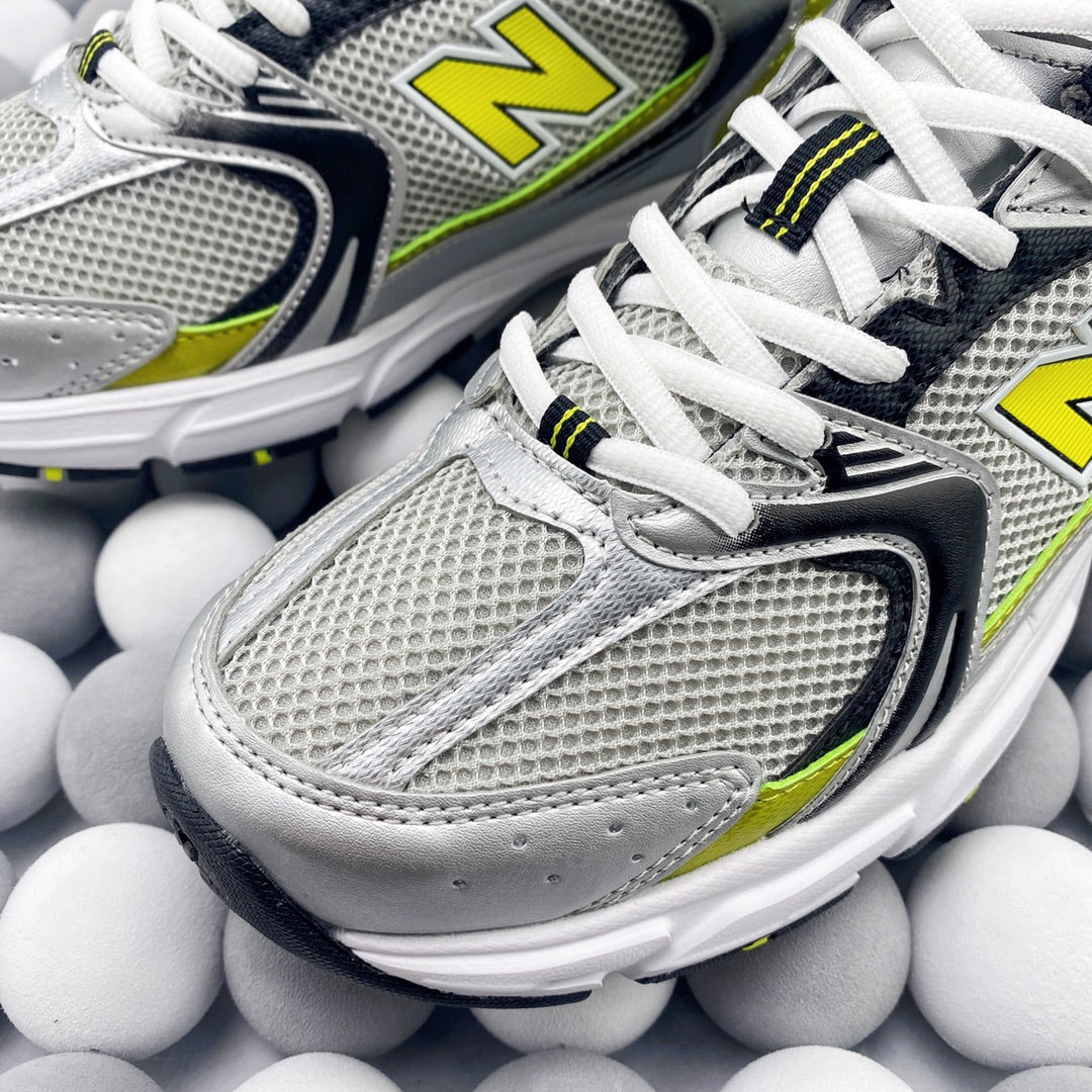 New Balance 530
