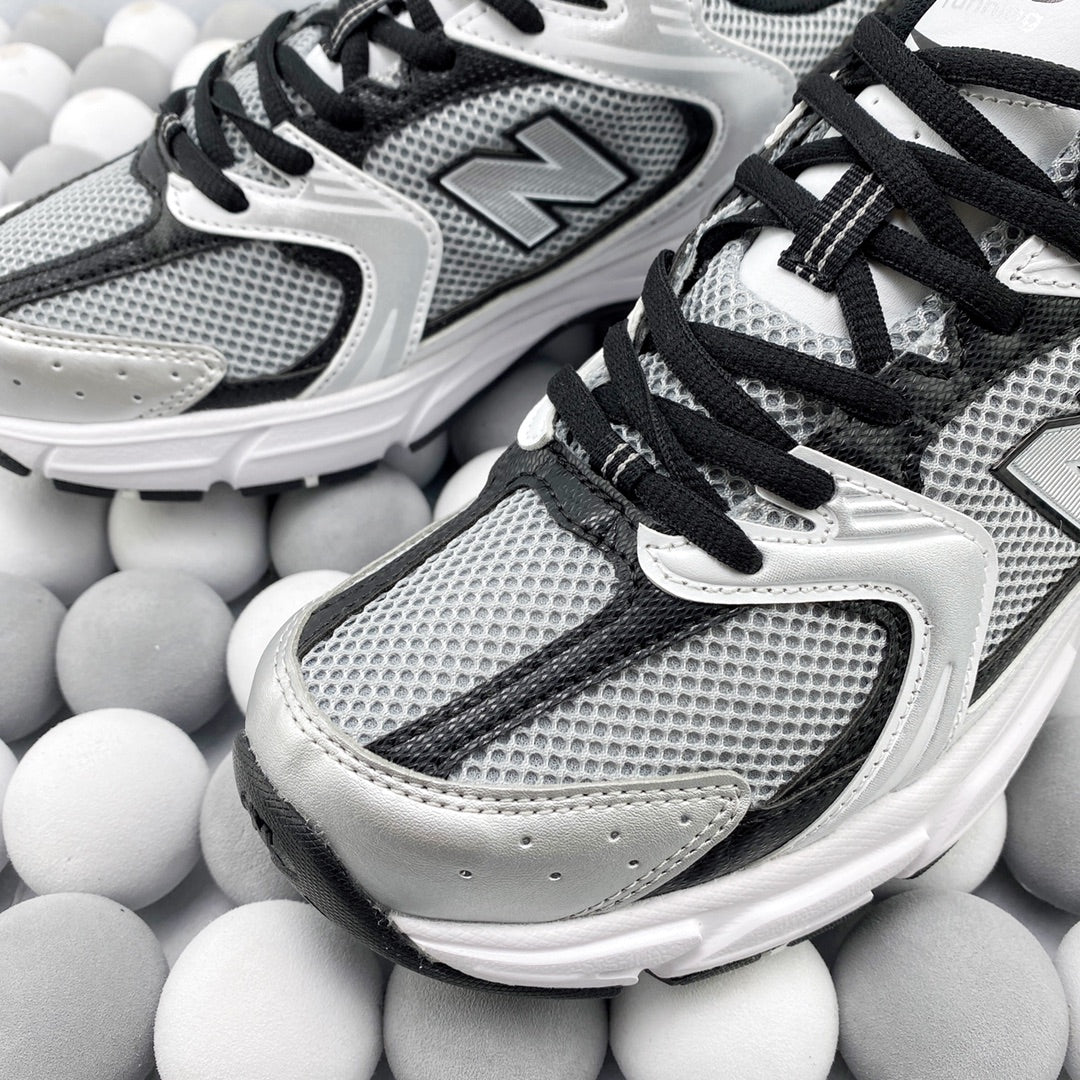 New Balance 530