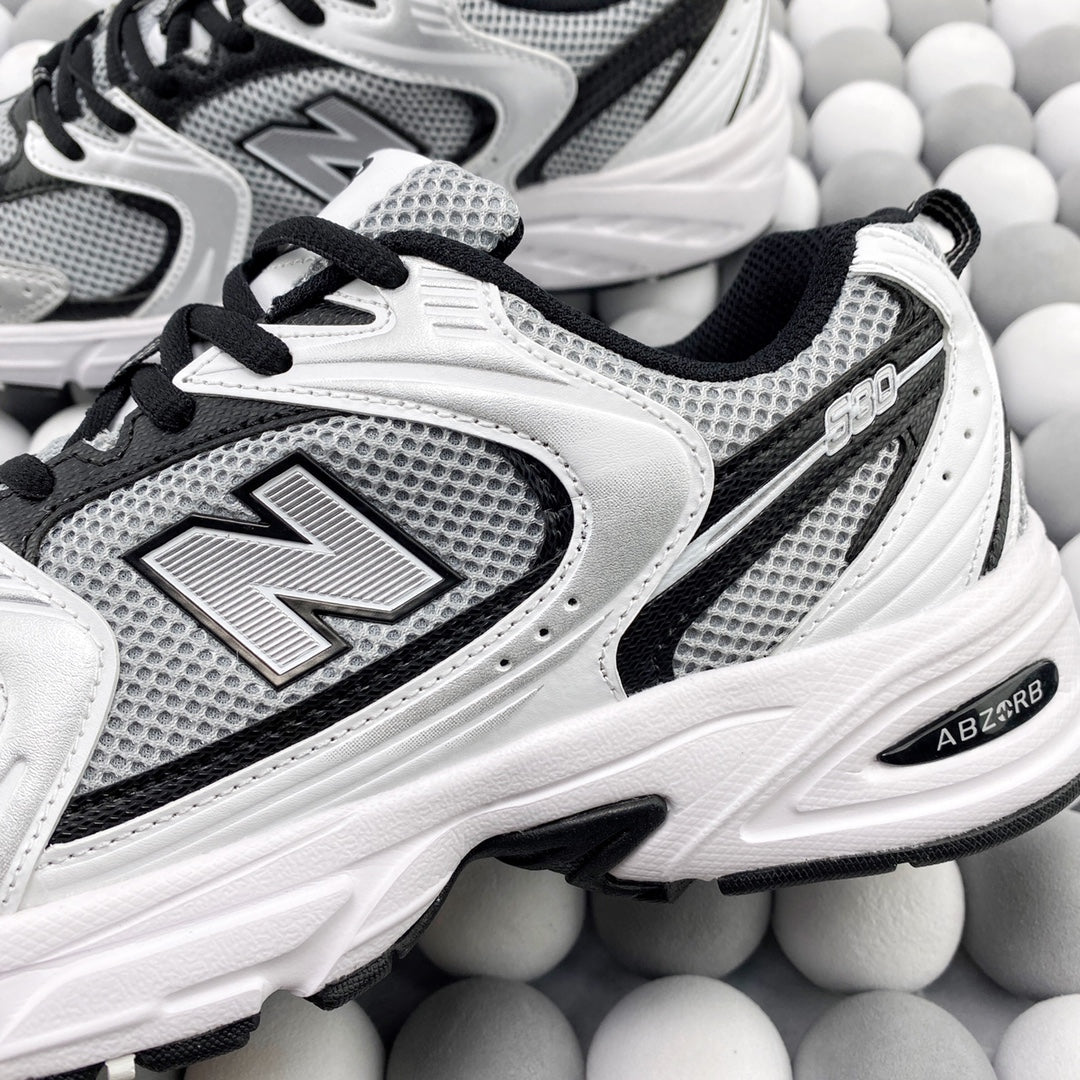 New Balance 530