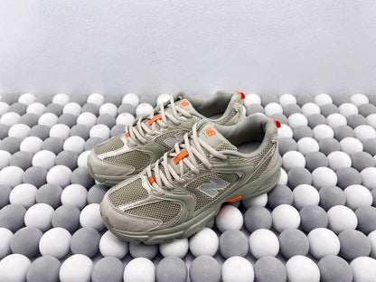 New Balance 530