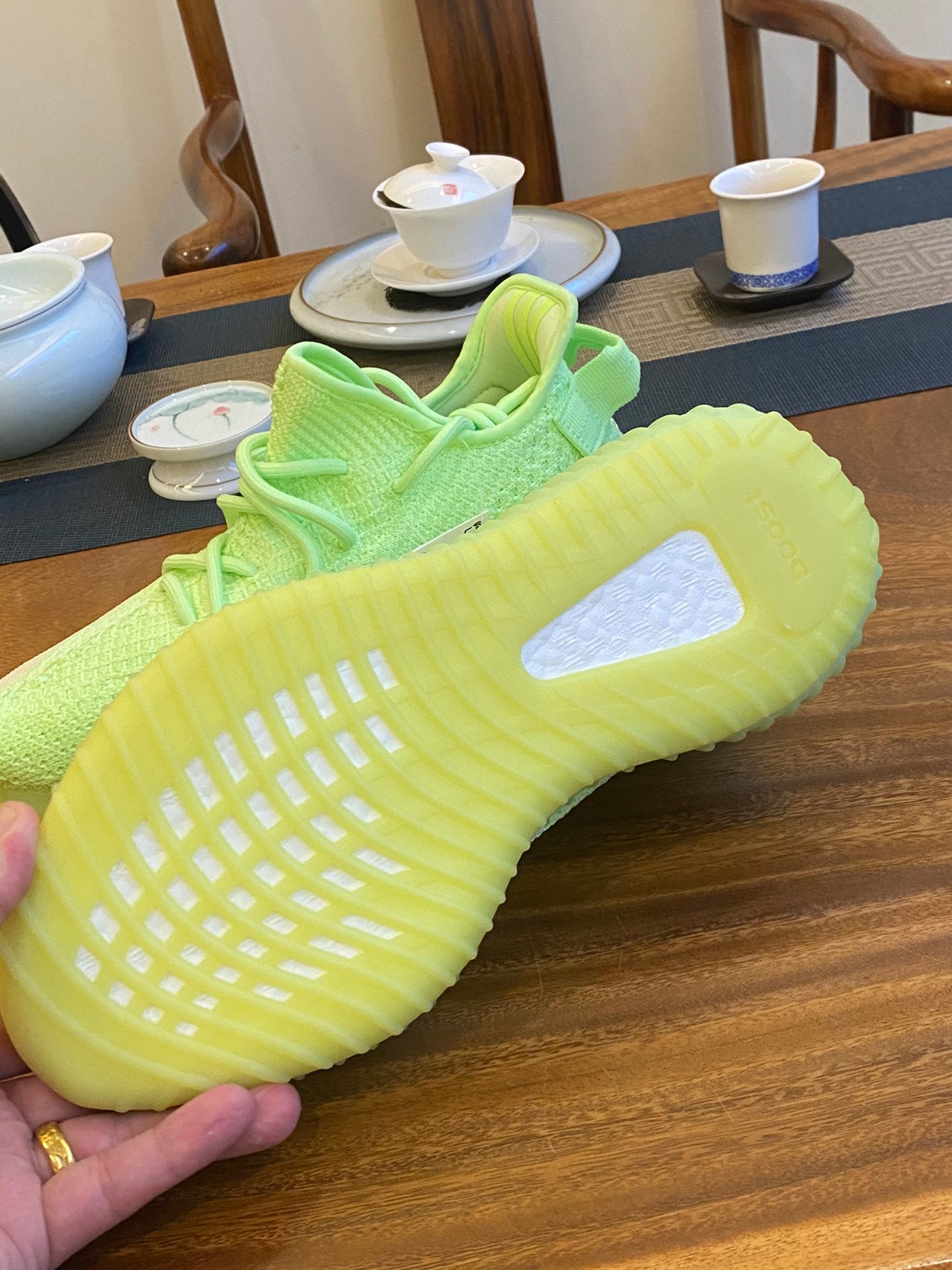 Adidas Glow Pulse 350