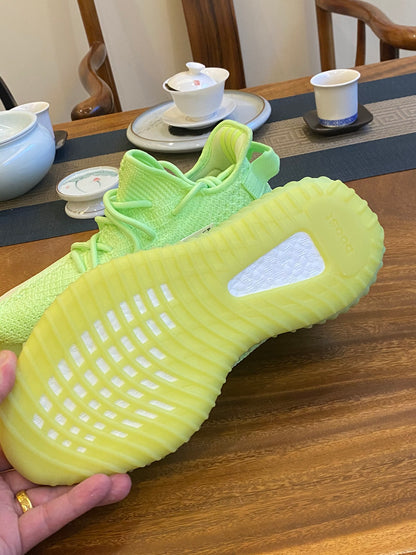 Adidas Glow Pulse 350