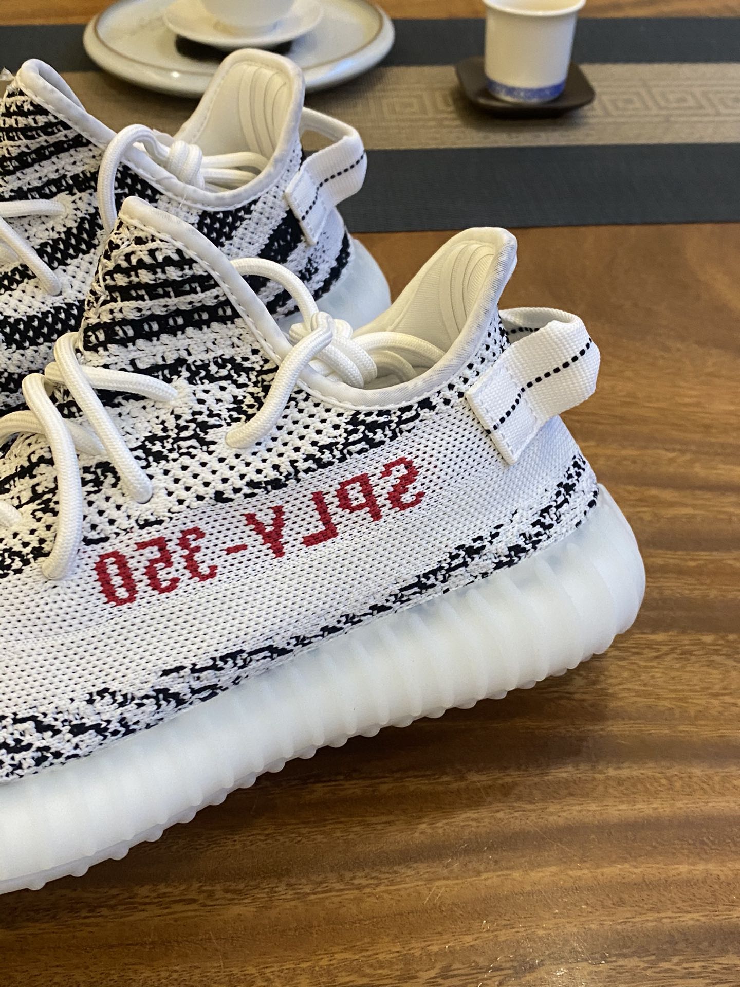 Adidas Zebra Strike 350